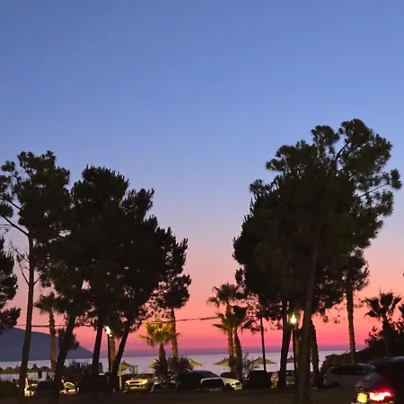 公寓式酒店 Alba Vlorë