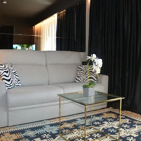 Alba 아파트호텔 Vlorë